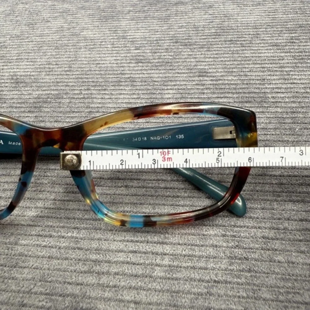 Prada eyeglasses feature